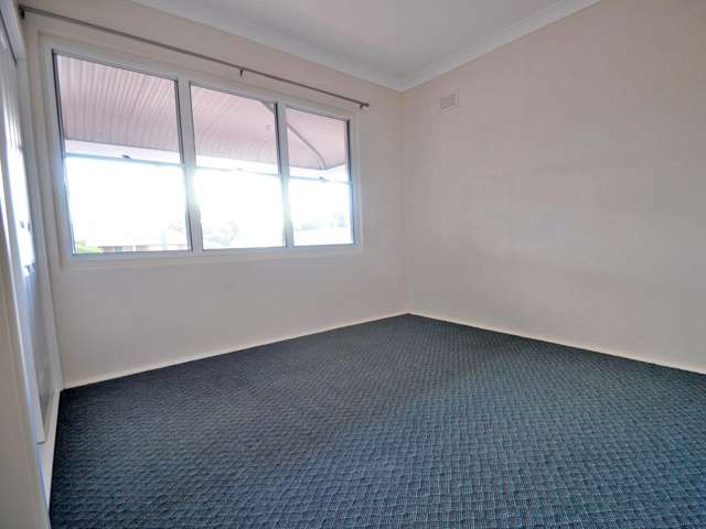 34 Boundary Street Junee_4