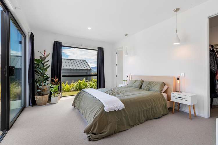 4 Polperro Court Jacks Point_21