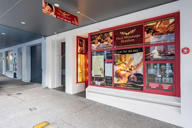 Unit 1R/37 Anzac Avenue City Centre_1