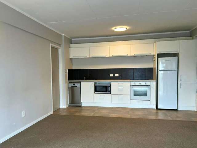 1/24 Grassways Avenue Pakuranga Heights_1