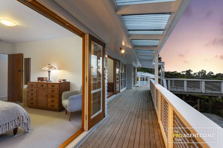 33 Lookout Drive Laingholm_7