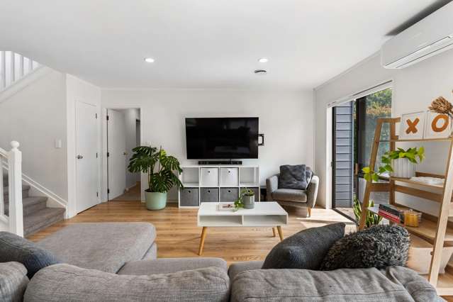 13a Pinewood Grove Botany Downs_2