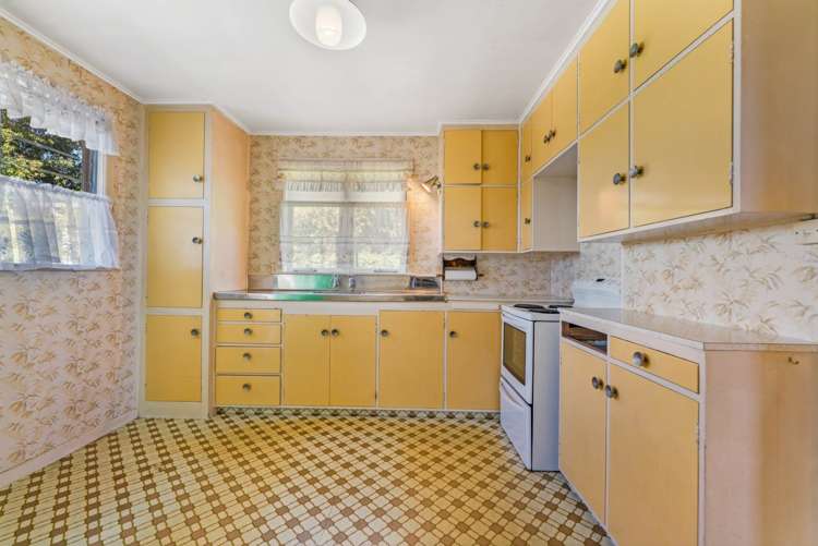 5 Flanshaw Road Te Atatu South_12