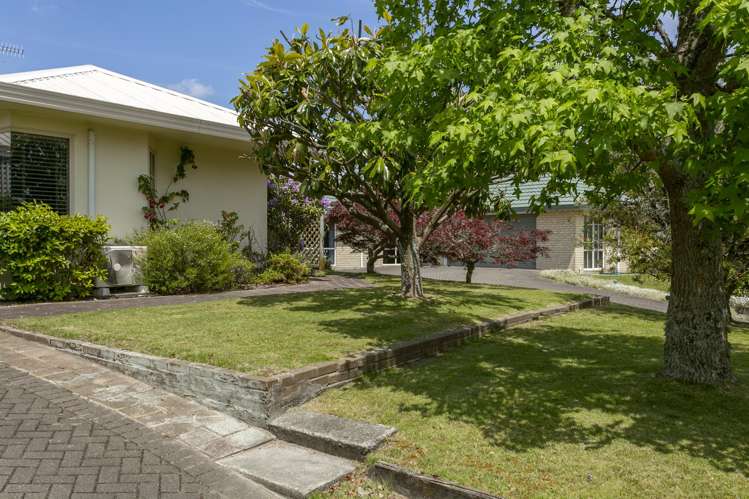 61 Balmoral Drive Hilltop_17