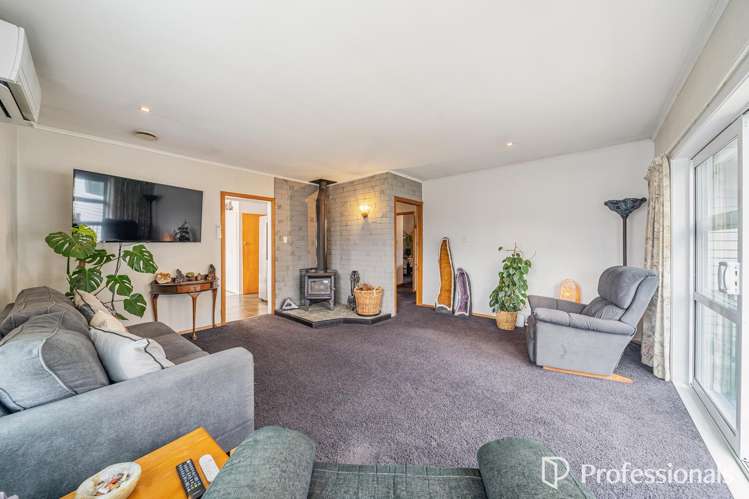 19 Gardiner Grove Wainuiomata_10
