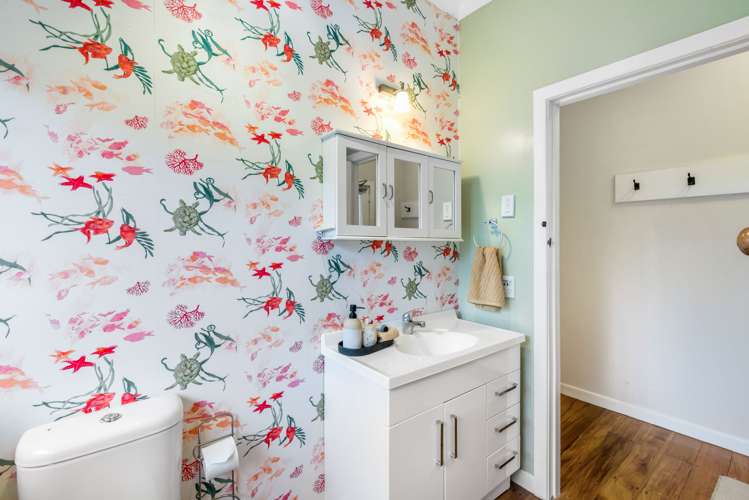 65 Uxbridge Road Mellons Bay_21