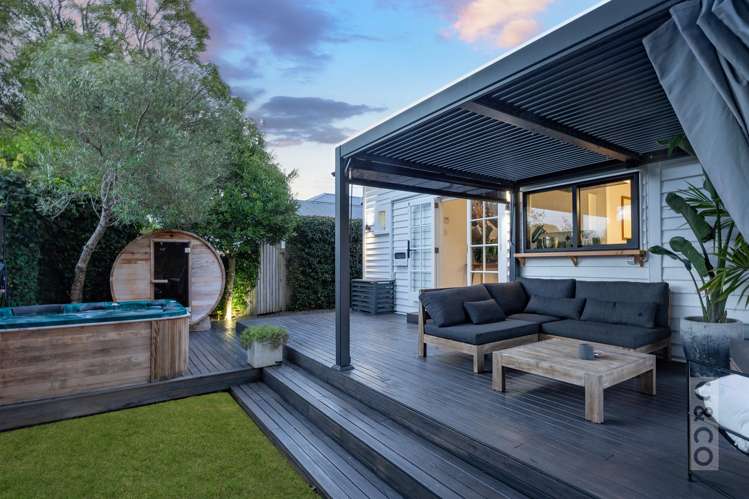 56 Queen Street Riverhead_47