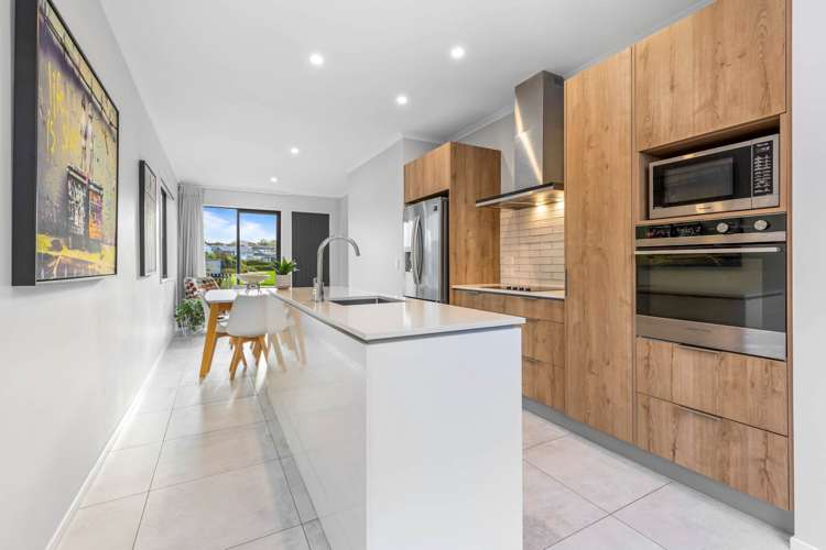 9 Koura Drive Red Beach_5