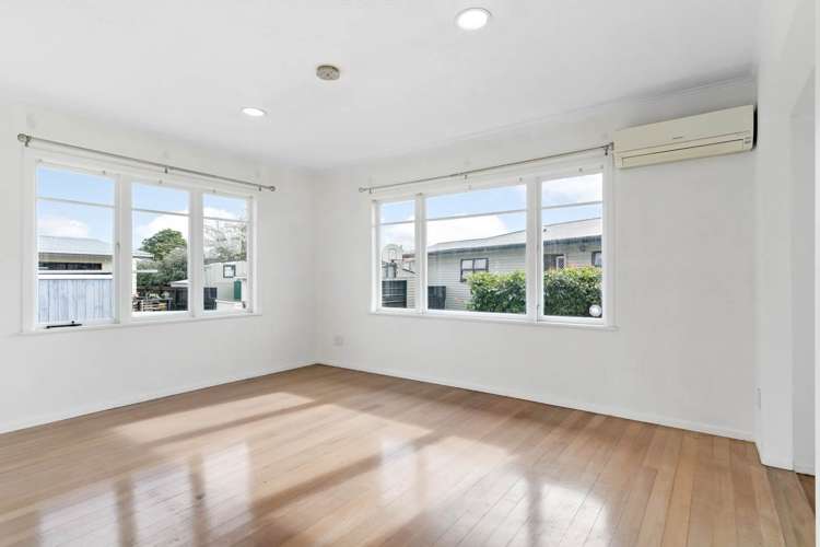 1/25 Barrys Road Glendene_6