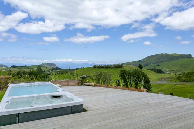 1040 Mapara Road Whakaipo Bay_1