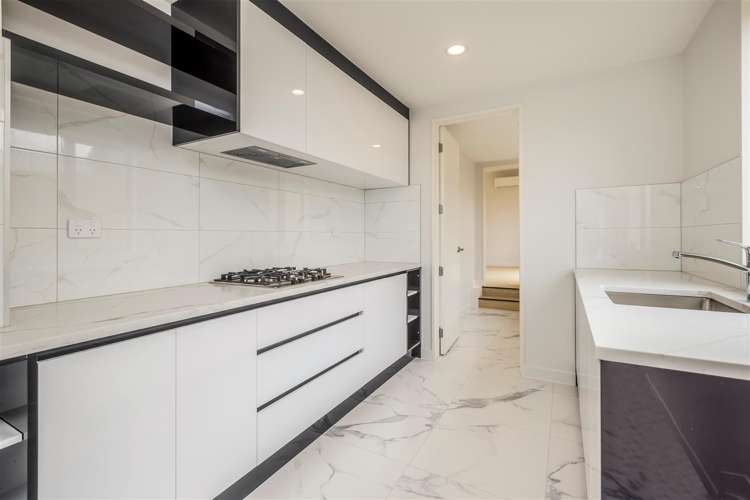 2 Whawhaki Road Beachlands_13