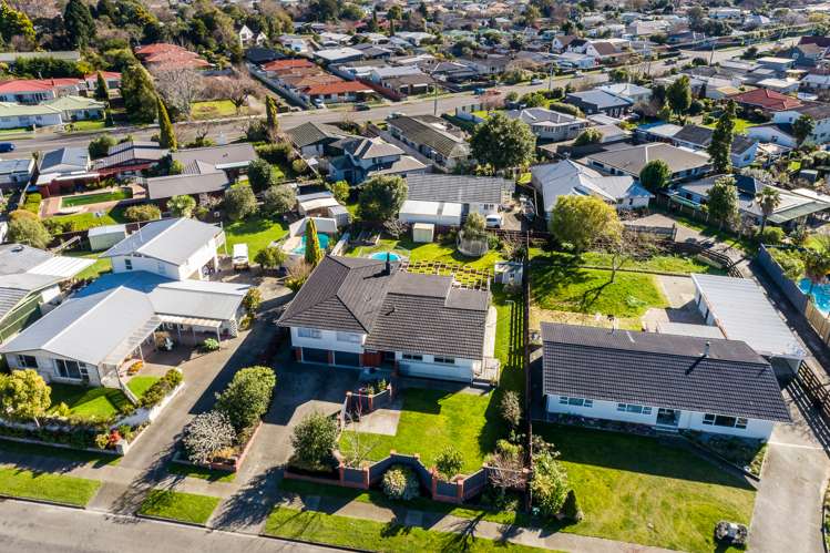 9 Upham Crescent Taradale_10
