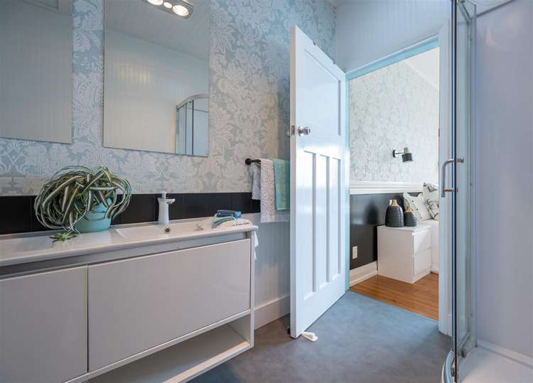 26 Murphy Street Toi Toi_9