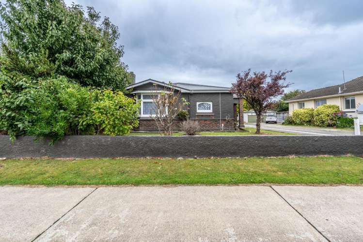 249 Pomona Street Strathern_16