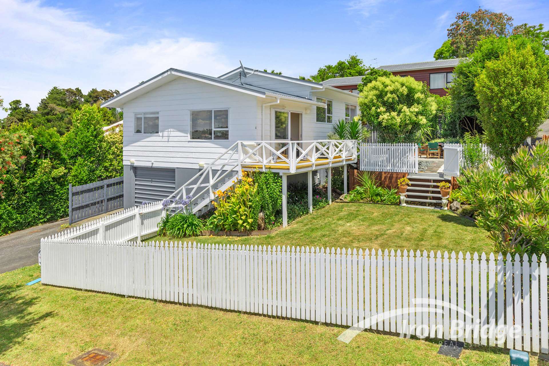 1/15 Witheford Drive Bayview_0