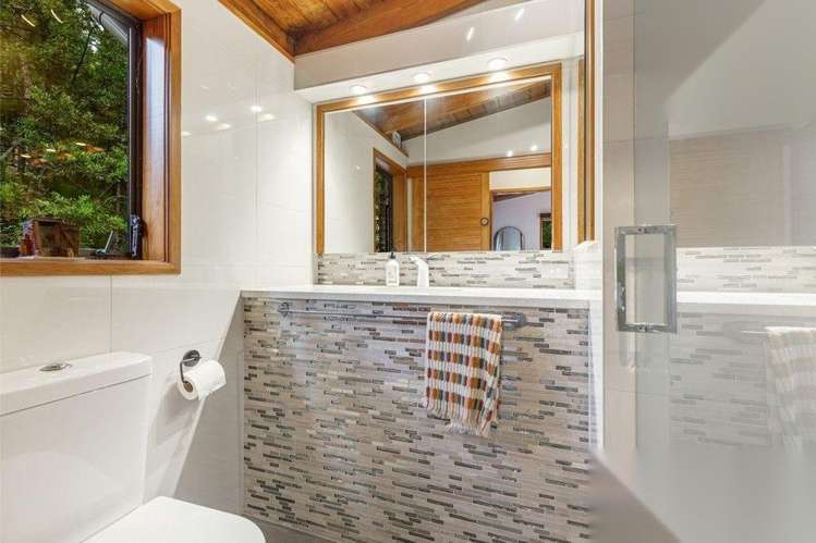 22 Kopiko Road Titirangi_15