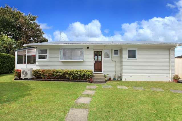 46 Makora Road Massey_3