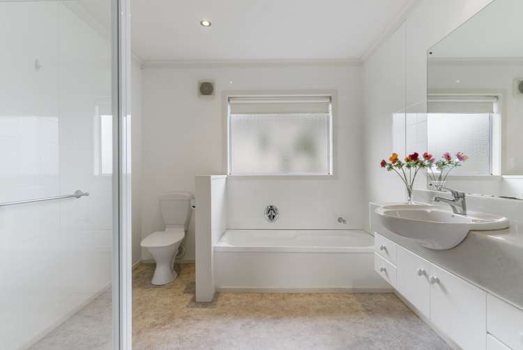 117 Godley Road Green Bay_11