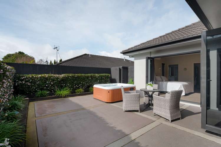 52 Wiltshire Drive Huntington_19