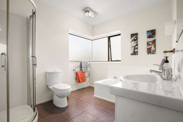 2 Litchfield Place Clarks Beach_13