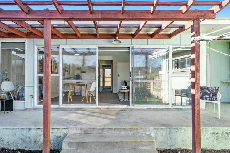 2/9 Lichfield Street Stoke_16