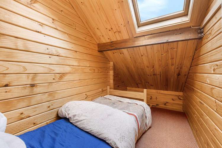 28 & 30 Trelissick Loop Castle Hill_15