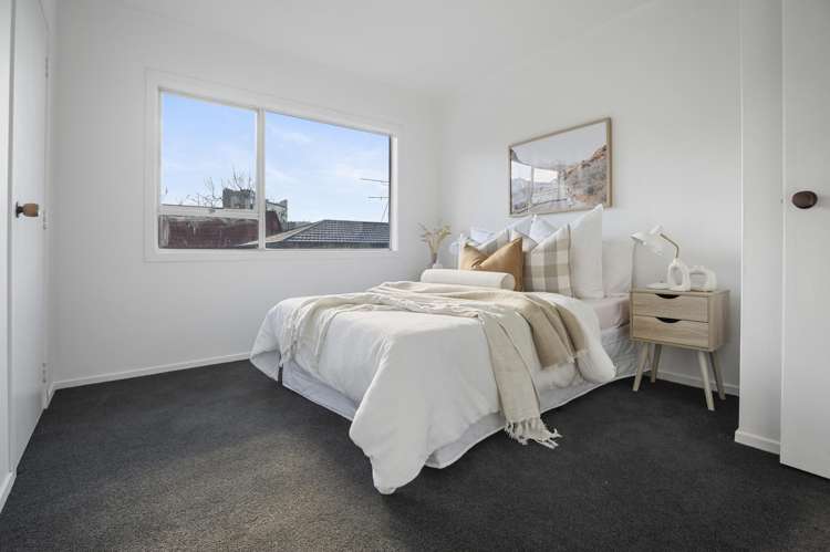 2/75 Taumata Road Sandringham_7