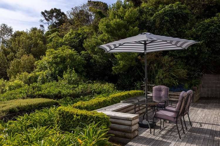 2 Settlers Hill Akaroa_2