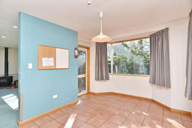 21 Glastonbury Drive Burwood_3