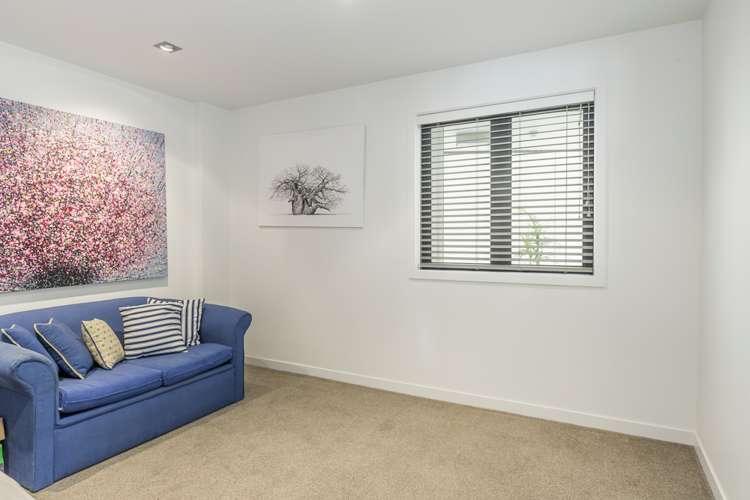 2/8 Basque Road Eden Terrace_15