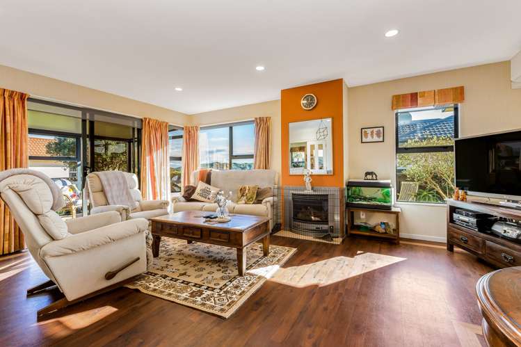 67 Kentwood Drive Woodridge_7