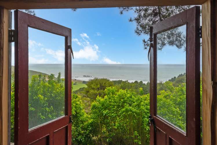 1321 Pack Spur Road Mataikona_22