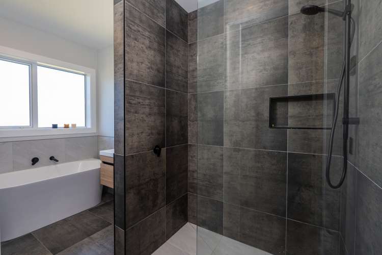 2 Olsen Place Kinloch_13