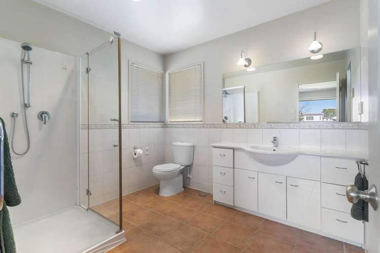 301 Beach Road Whangamata_20