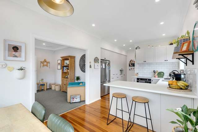 13 Tawa Terrace Tawa_2