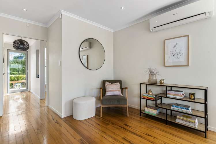 2/12 Beatrice Avenue Hillcrest_11
