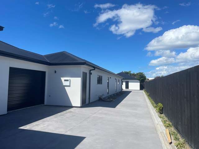 4/7 Vickerys Road Wigram_3