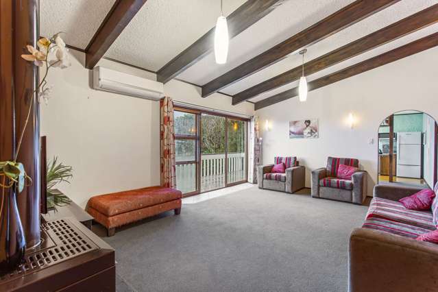 42 Ridgemount Rise Mangere Bridge_2