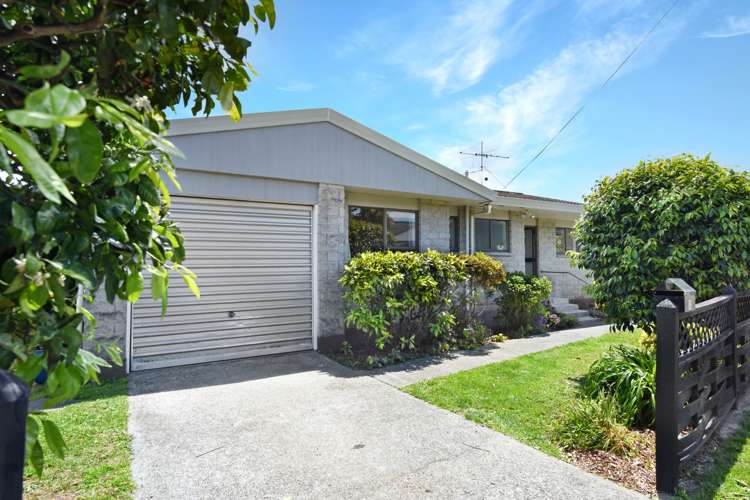 10 Linden Court Richmond_19