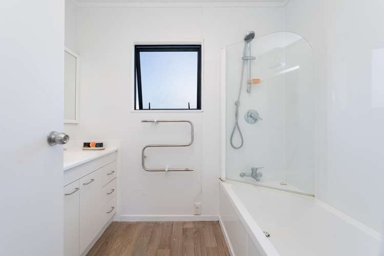 3 Loughanure Place Massey_16