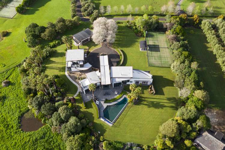 58 Porterfield Road Whitford_20