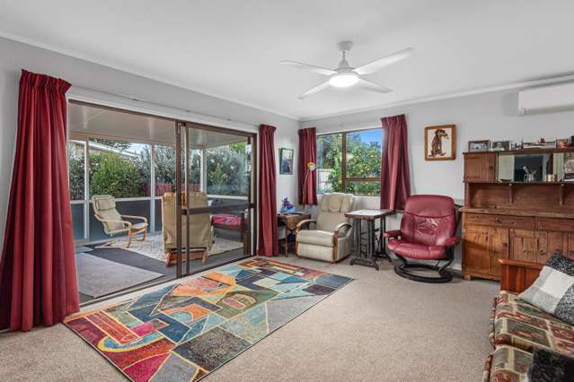 12 Cypress Gardens Place Onerahi_3