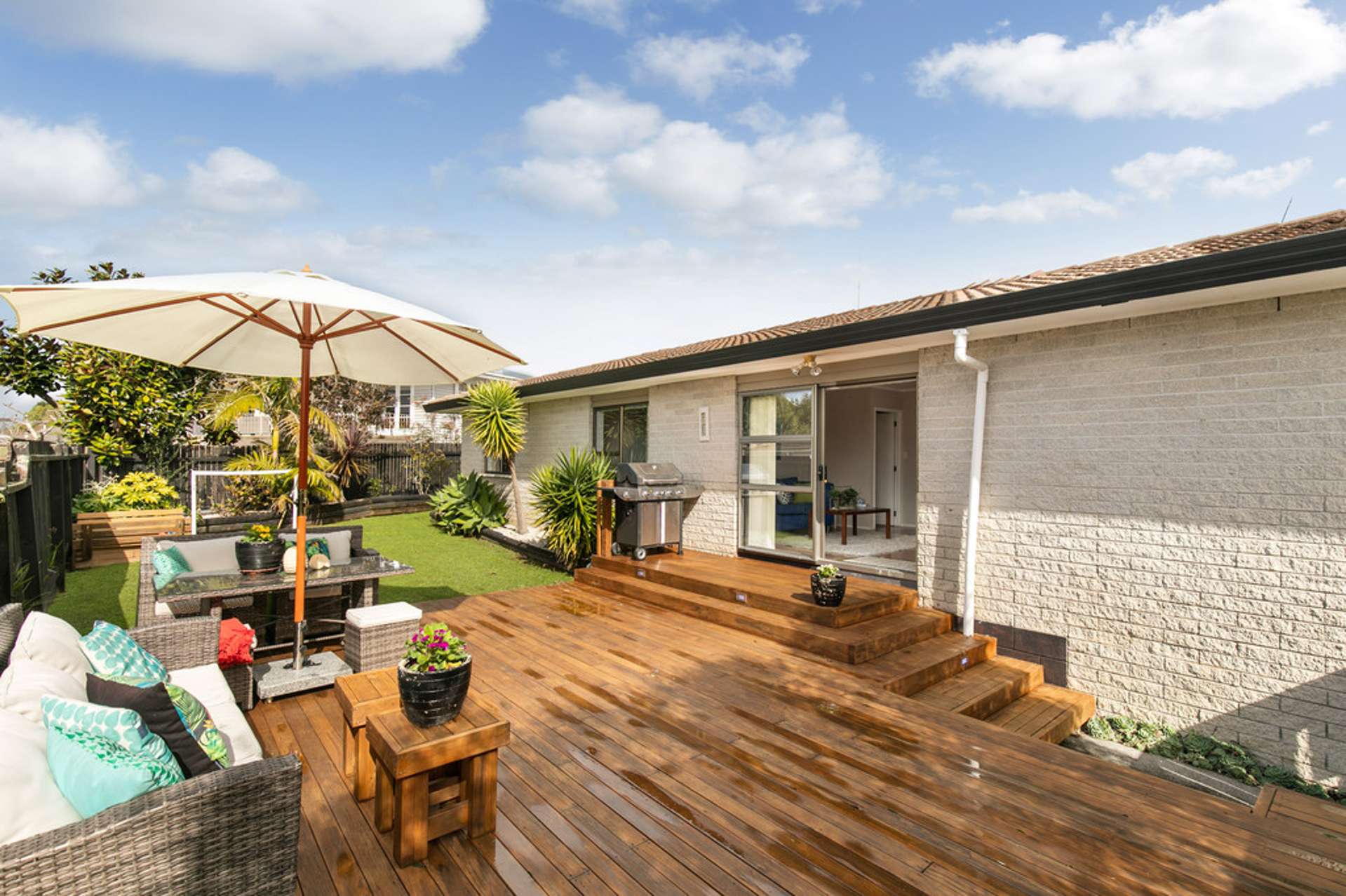 2/3 Rosca Lane Sunnyhills_0