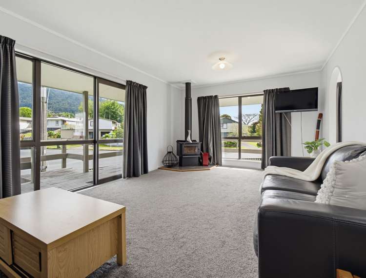 2 Goldie Street Pukehangi_8