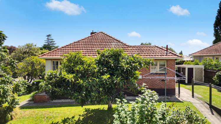 35 Galway Avenue Hamilton East_13