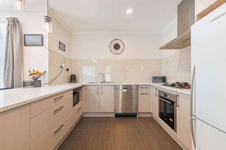 23 Erceg Way Rosehill_6