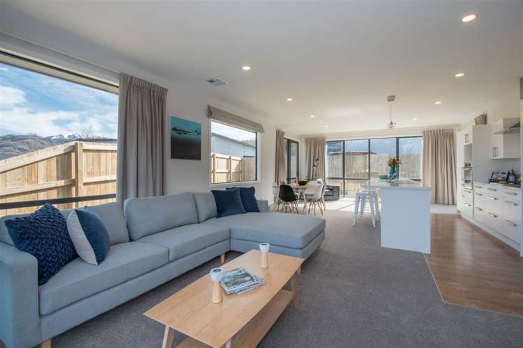 19 Oxfordshire Avenue Lower Shotover_5