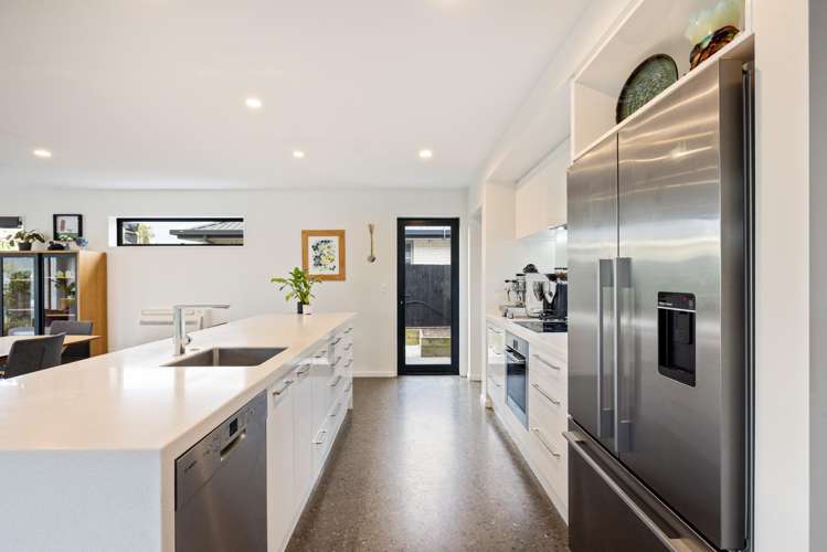 3 James Caird Lane Wigram_5