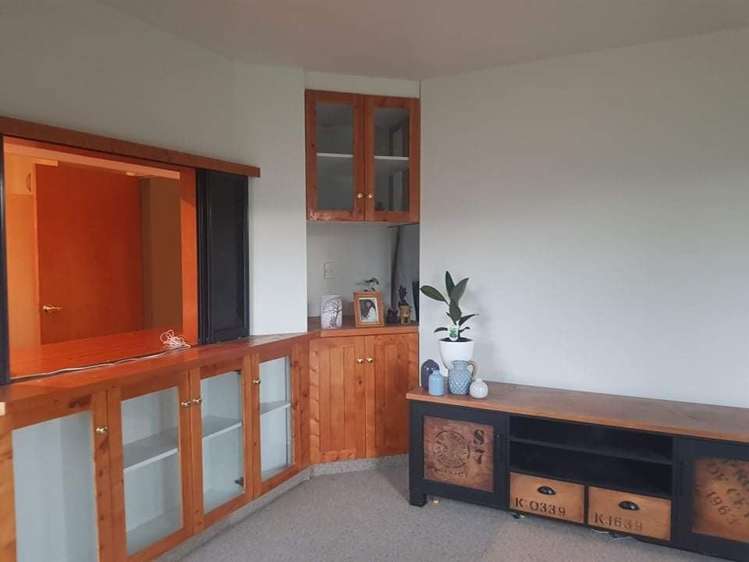 55 Lowry Avenue Redwood_8