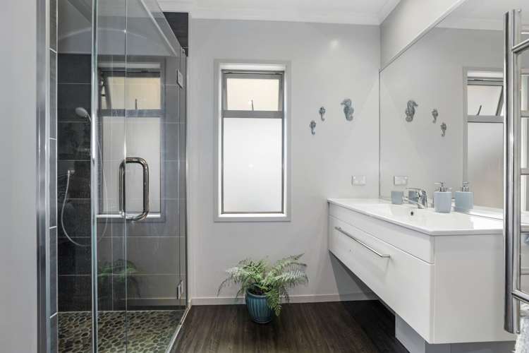 17 Windsor Street Richmond Heights_13